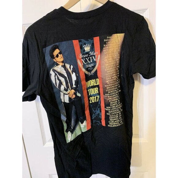 Bruno Mars Unisex Sz Medium‎ Black 24K Magic World Tour 2017 Concert Tee T-Shirt - Picture 7 of 8